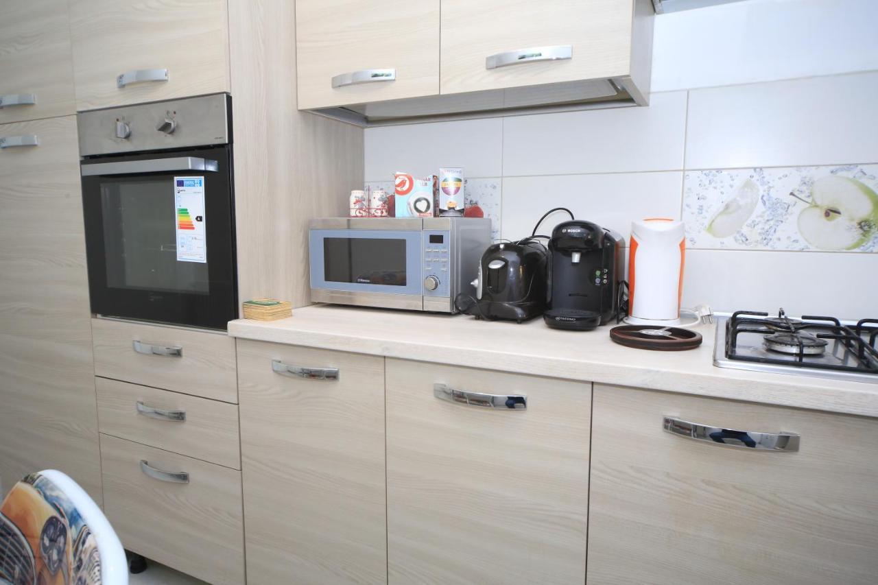Happy Family Apartment บราชอฟ ภายนอก รูปภาพ