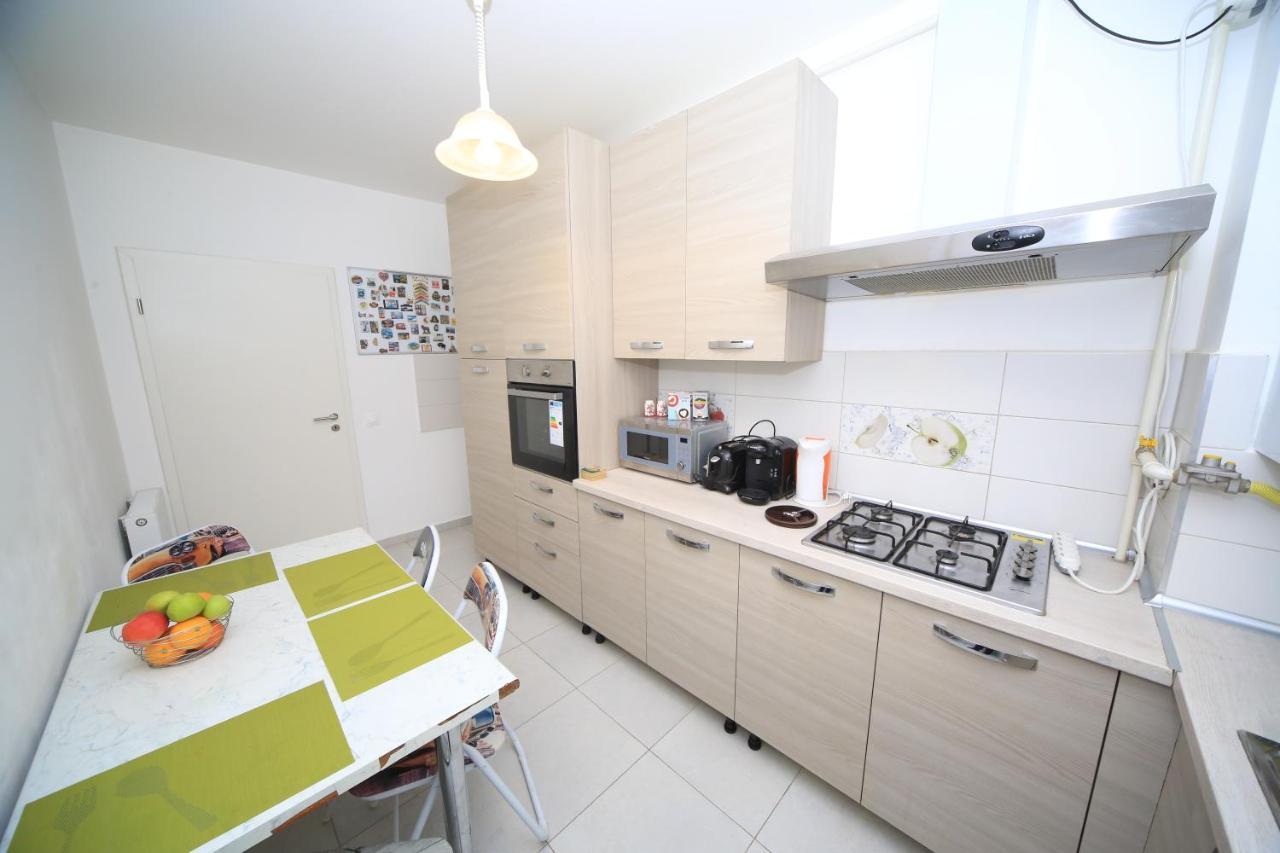 Happy Family Apartment บราชอฟ ภายนอก รูปภาพ